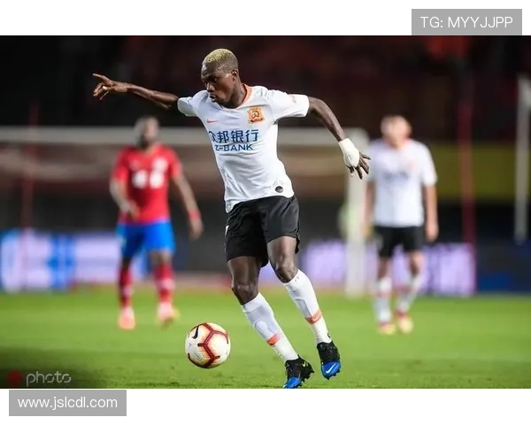 武汉羽毛球队在邀请赛中以69分稳居积分榜首位展现强劲实力 武汉羽毛球队在邀请赛中以69分稳居积分榜首位展现强劲实力