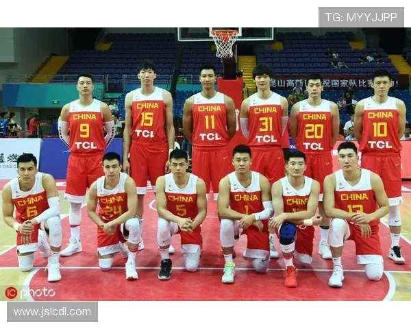 深圳篮球队在世界杯积分榜中以99分高居榜首展现强大实力 深圳篮球队在世界杯积分榜中以99分高居榜首展现强大实力