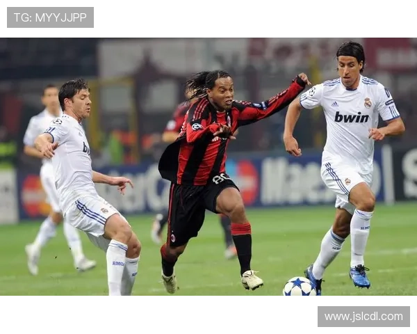 足球明星小罗的传奇人生与足球艺术的完美结合