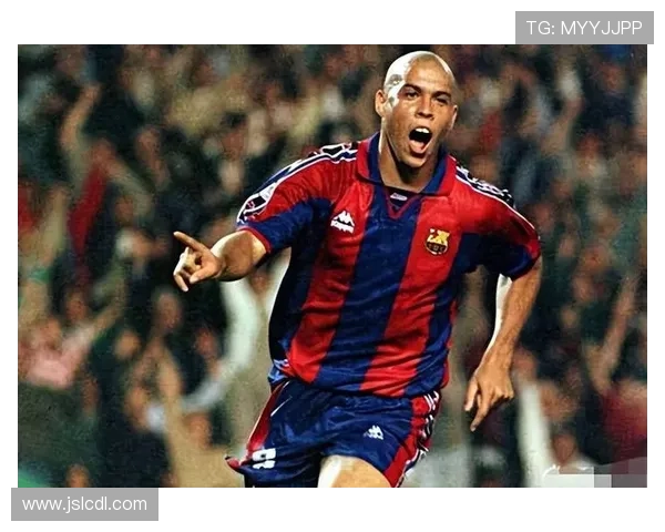 最近退役的超级足球明星们的传奇生涯与未来发展展望