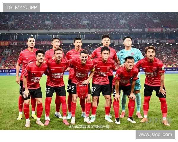 成都足球队的蜕变之路:从地方球队到全国瞩目的钻石联赛新星 成都足球队的蜕变之路:从地方球队到全国瞩目的钻石联赛新星
